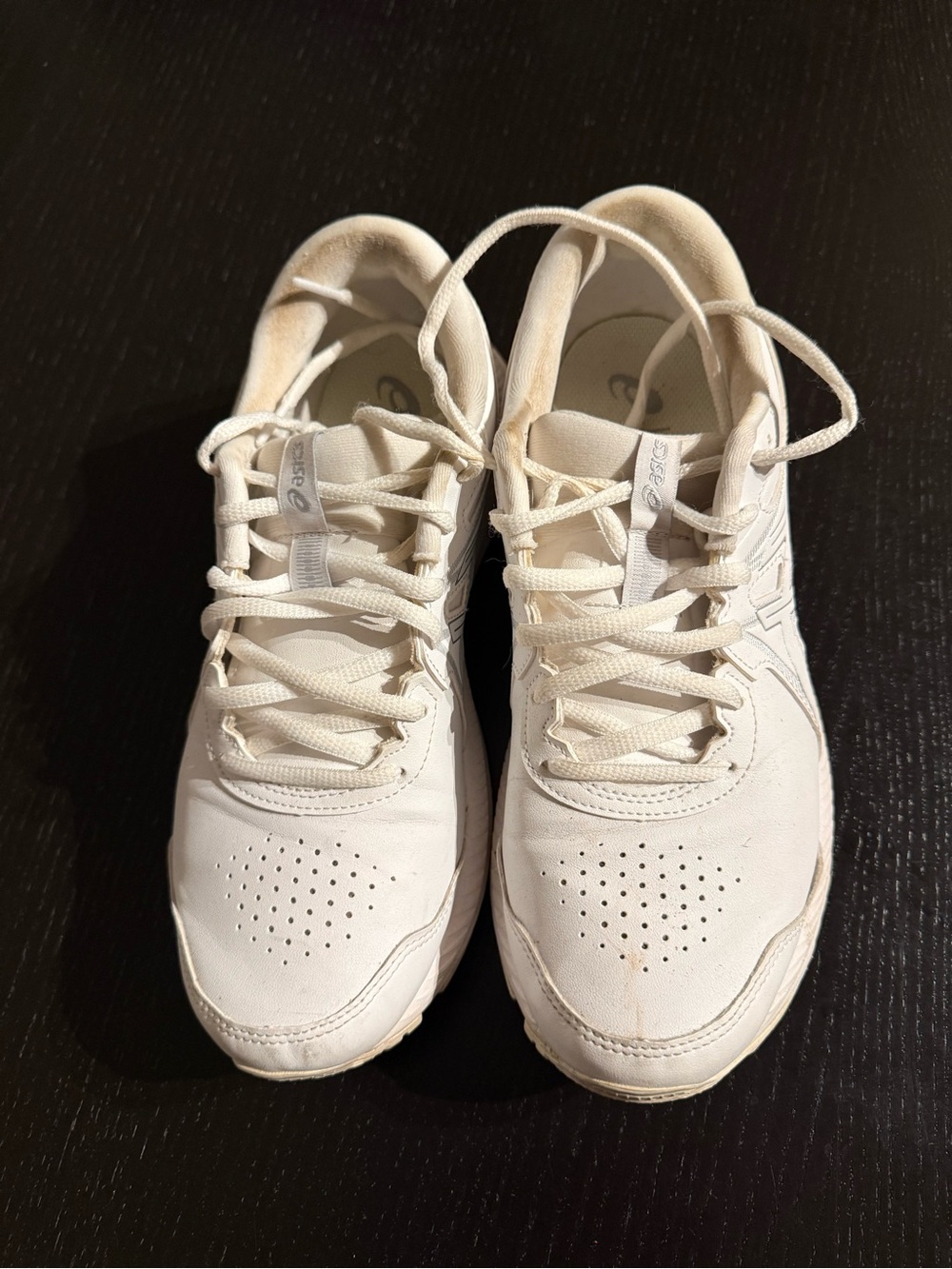 ASICS Classic White Woman Leather Sneakers - Comfortable Lace-Up Shoes
